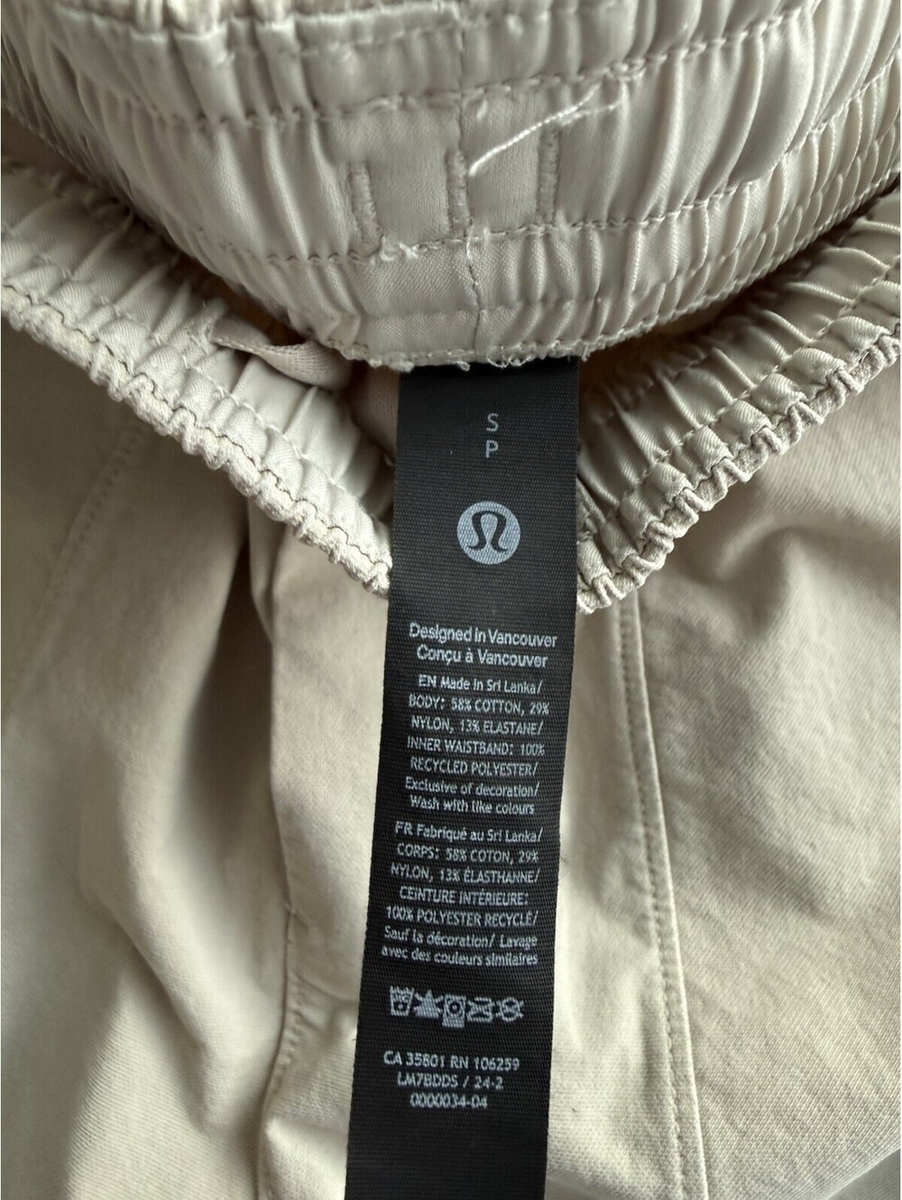 Lululemon Bowline Stretch Cotton Versatwill Ivory Shorts 5" Inseam Size Small - Picture 2 of 6